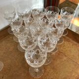 Service de verres 62 pièces en cristal taillé