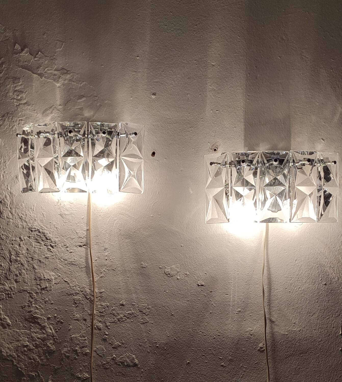 Par de apliques de pared "Kinkeldey". Alemania, 1970s.