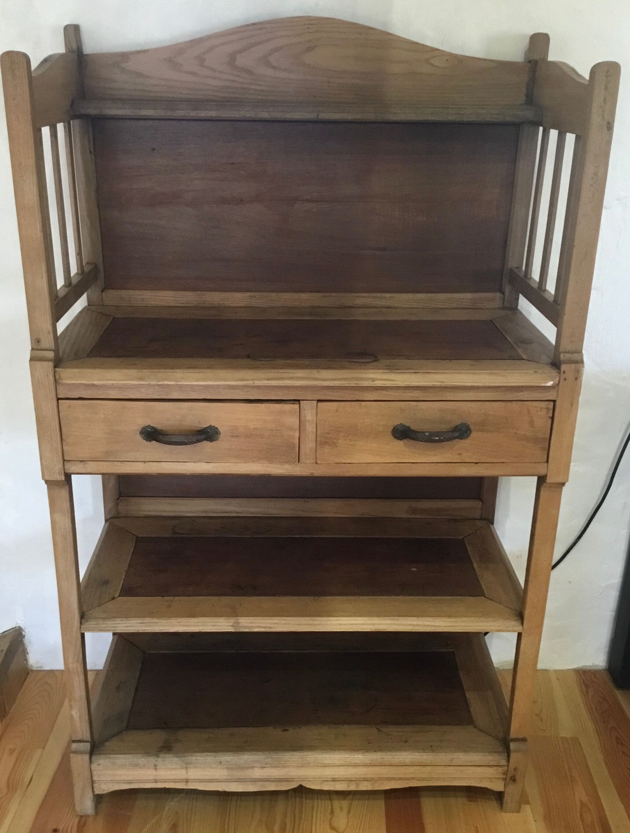 Buffet served early twentieth century in white wood and mahogany