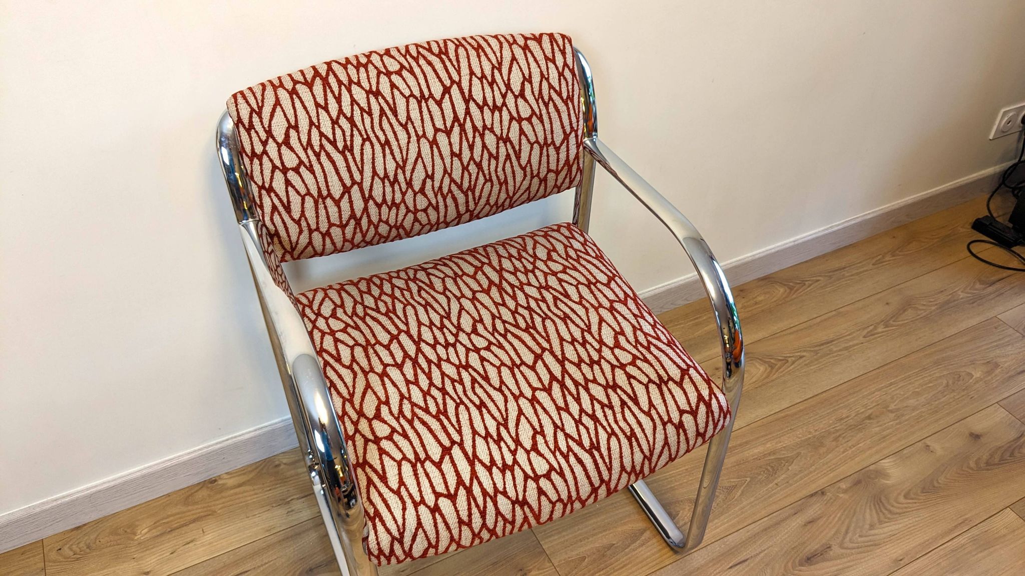 Vintage Strafor armchair in chrome tubular steel – organic fabric
