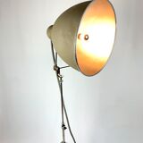 Floor lamp, old projector, flash photos