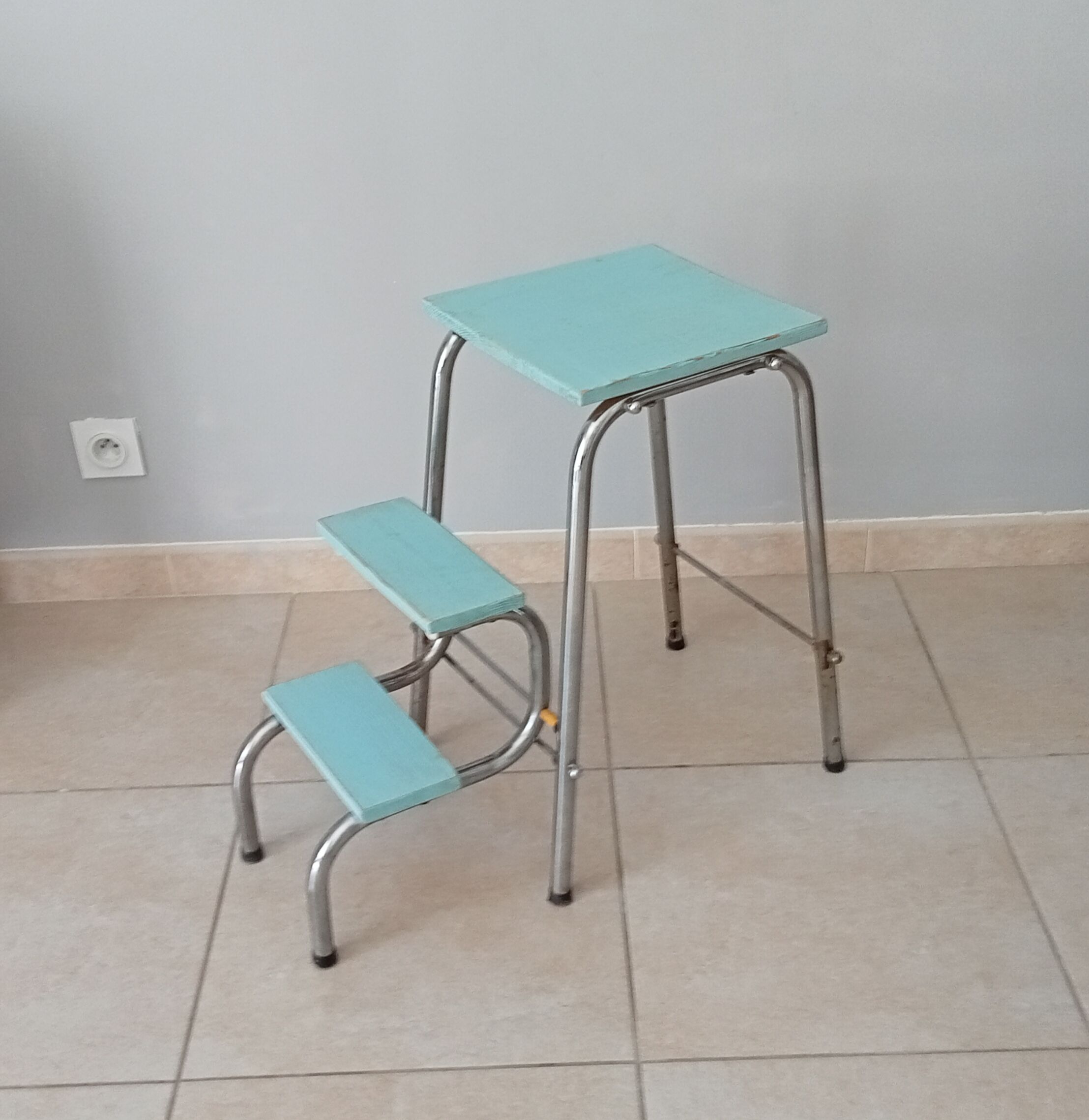 Vintage stepladder stool 70s/80s