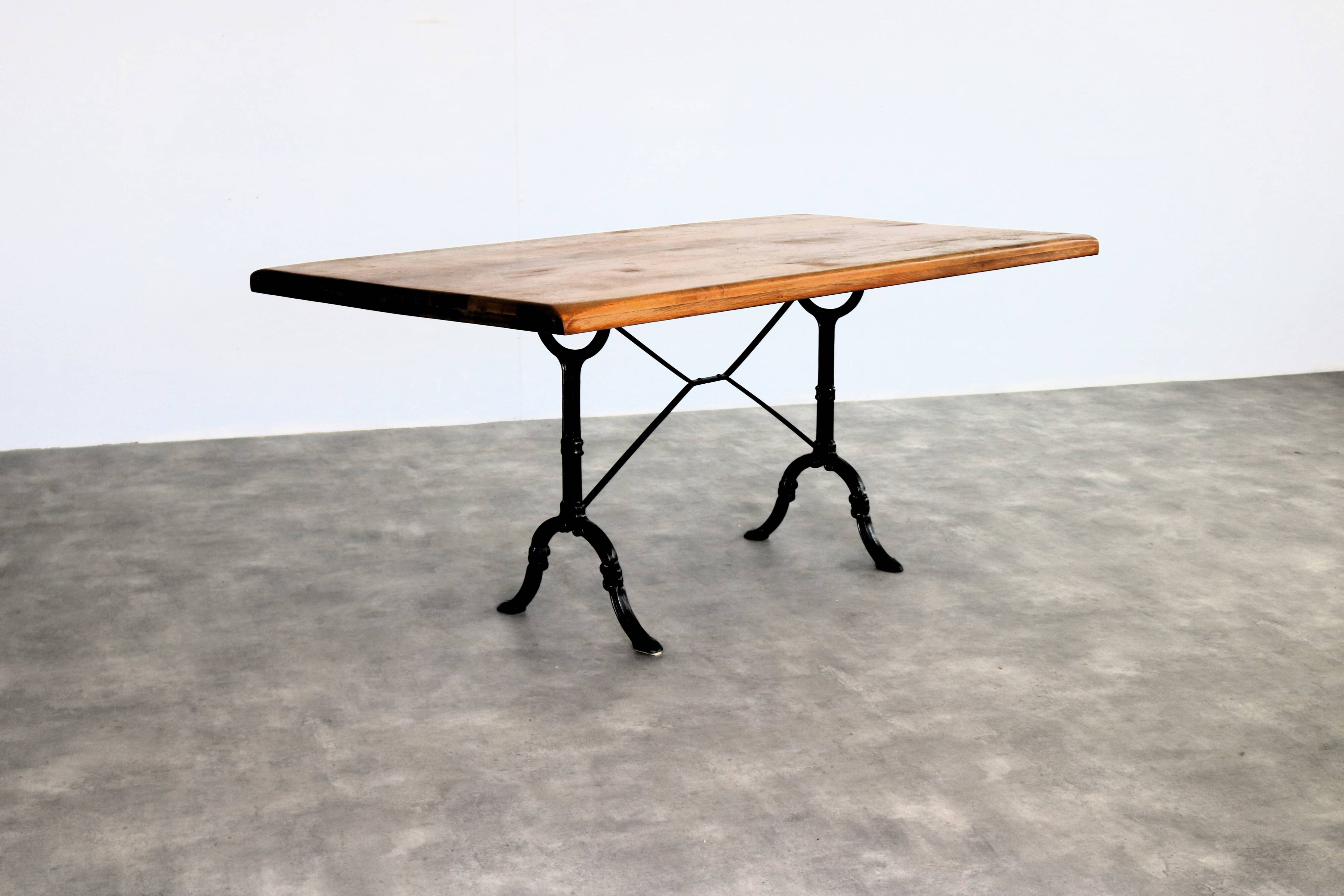 vintage dining table | table | oak | 1950s