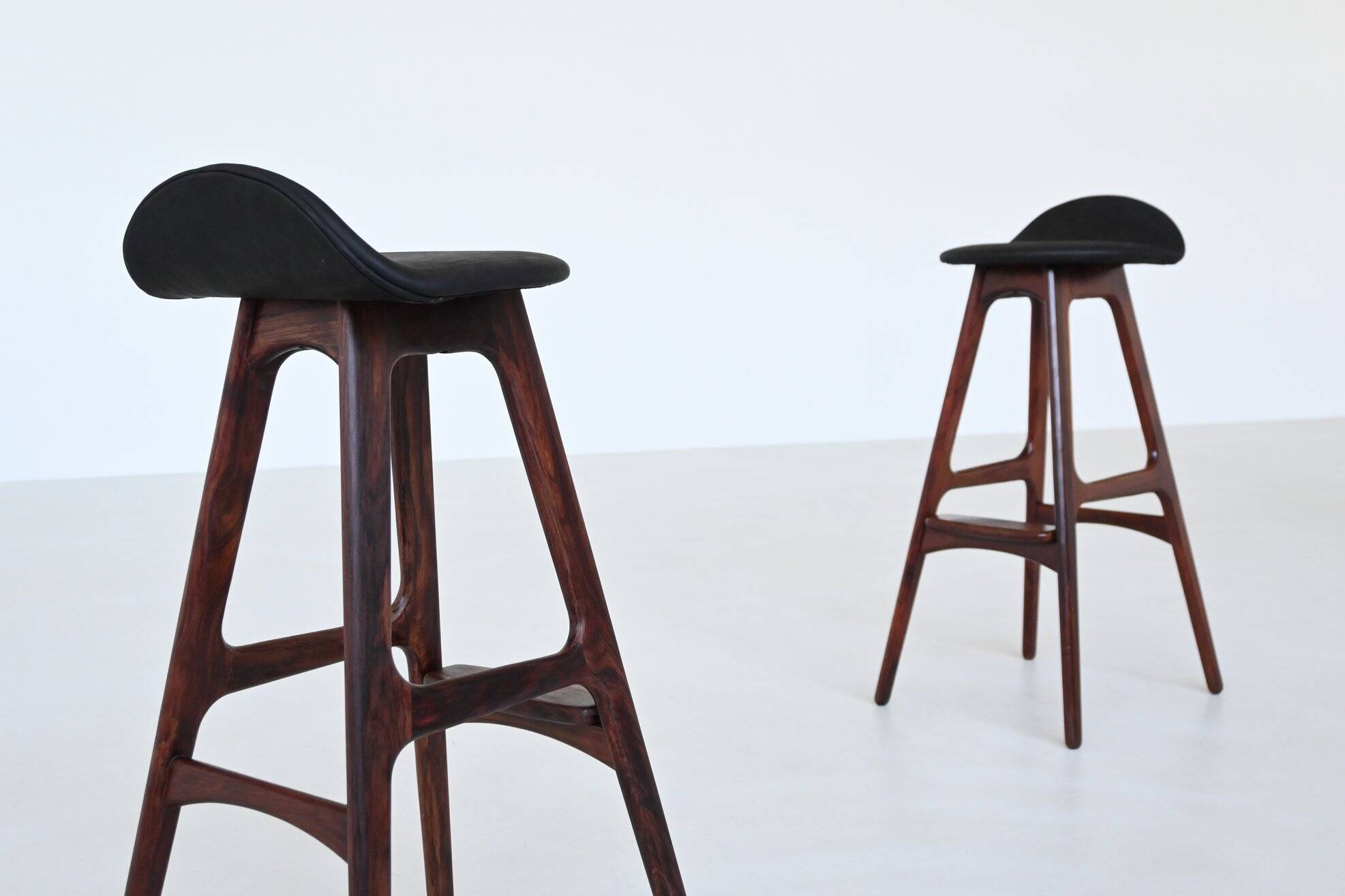 Erik Buch 'OD61' Bar Stools in rosewood Odense Mobler