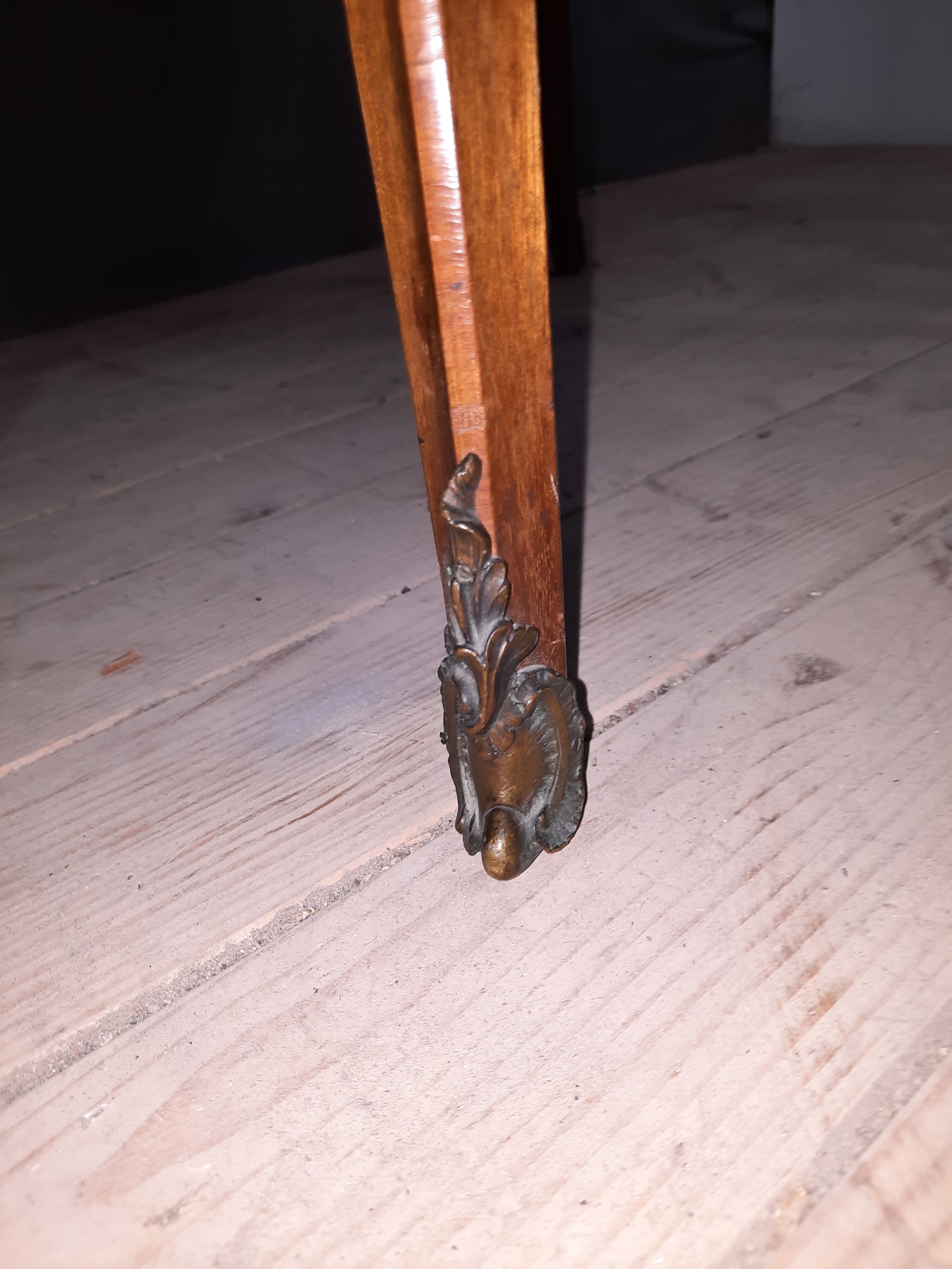 Louis XV style veneer living room table