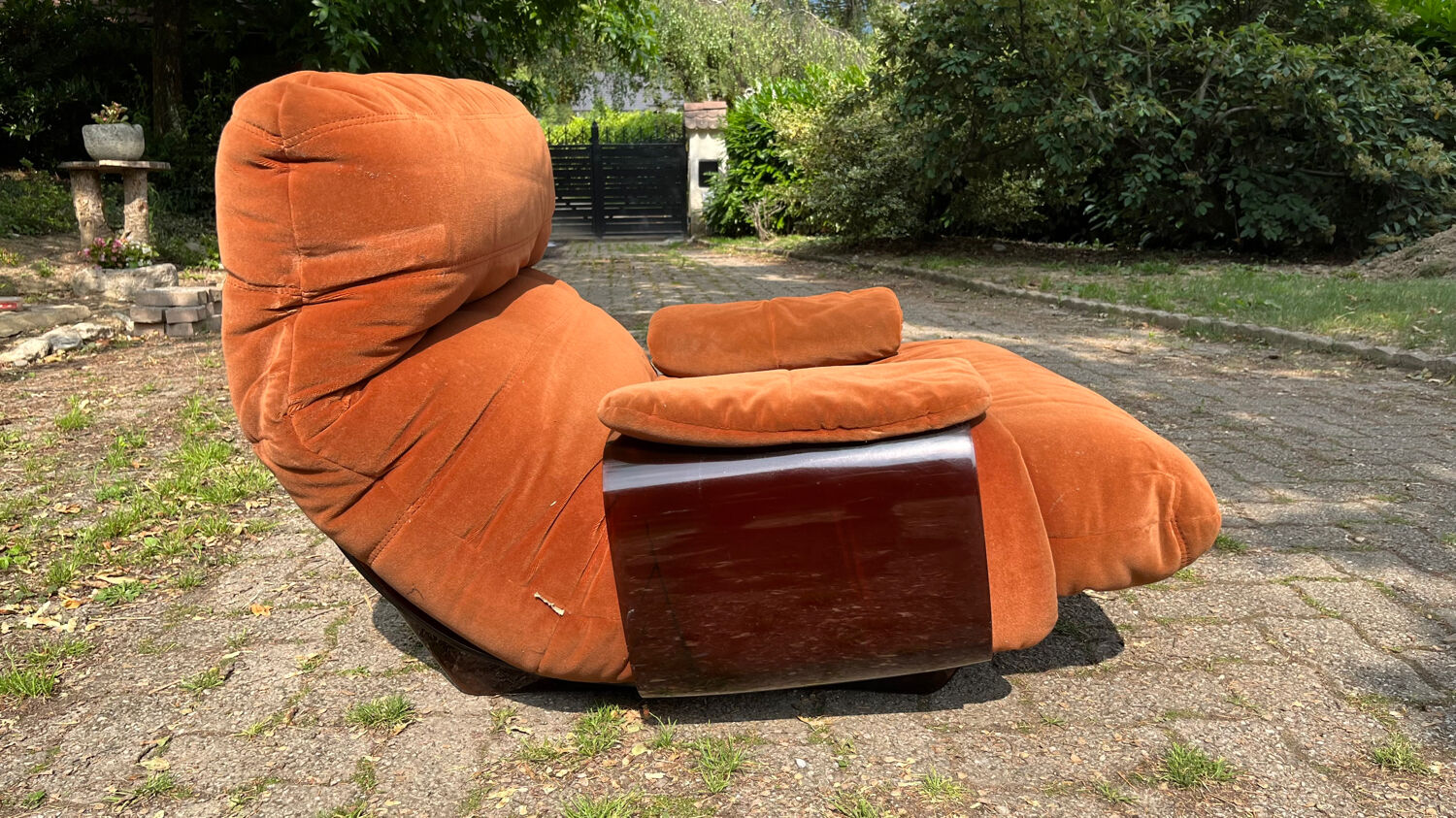Armchair Marsala line Roset 1970