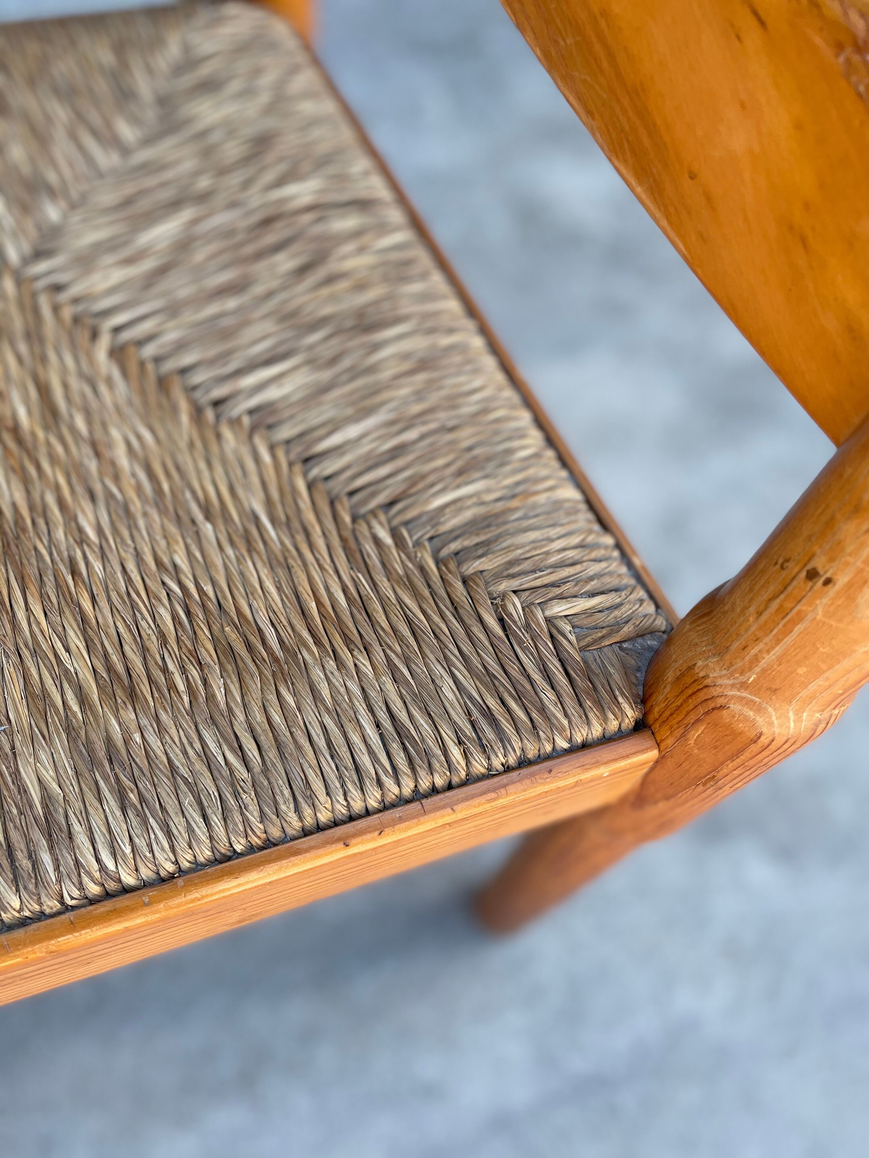 Carimate modèle 892 Vico Magistretti pour Cassina