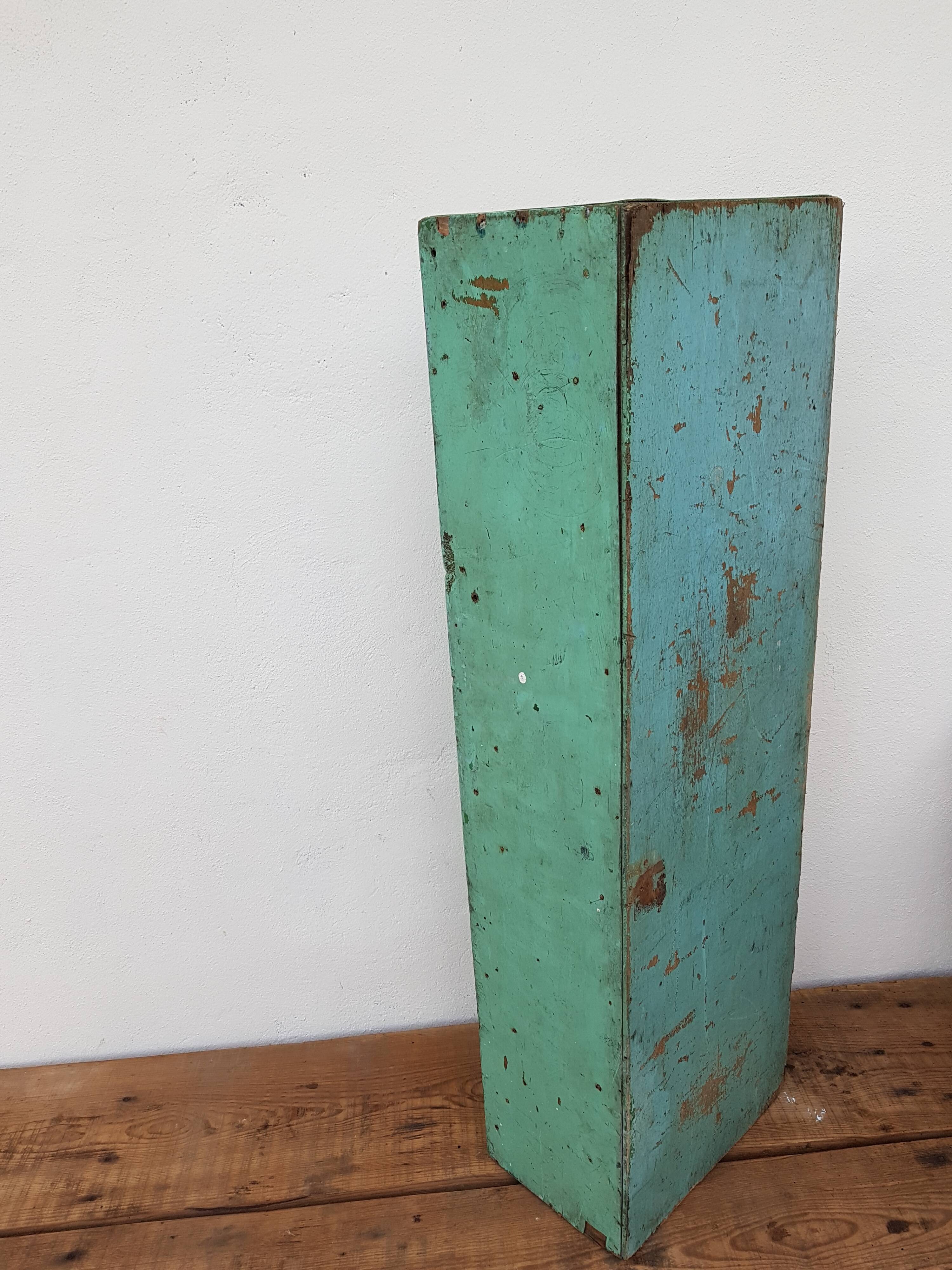 Former sorter wooden workshop