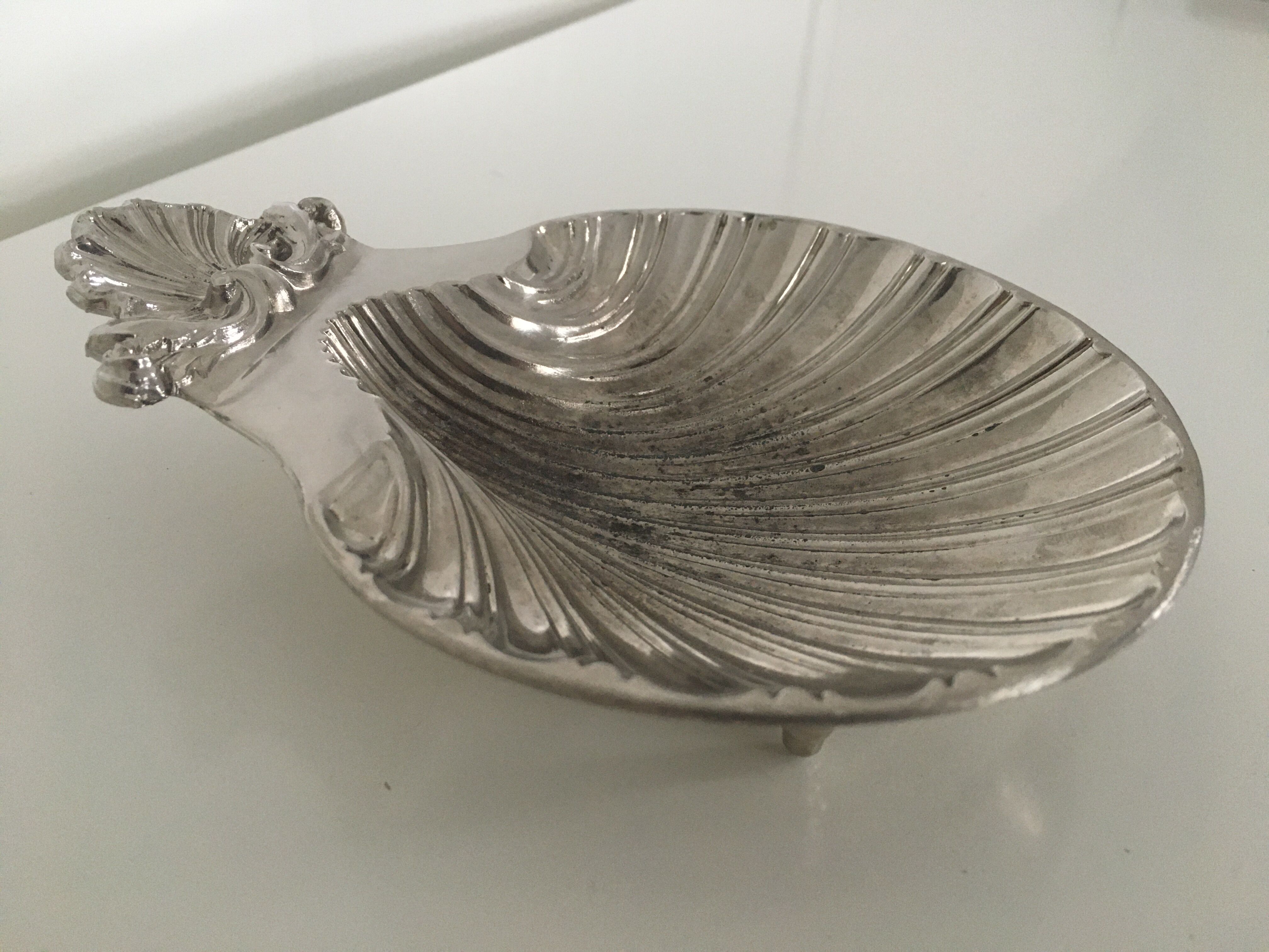 Silver scallop ashtray
