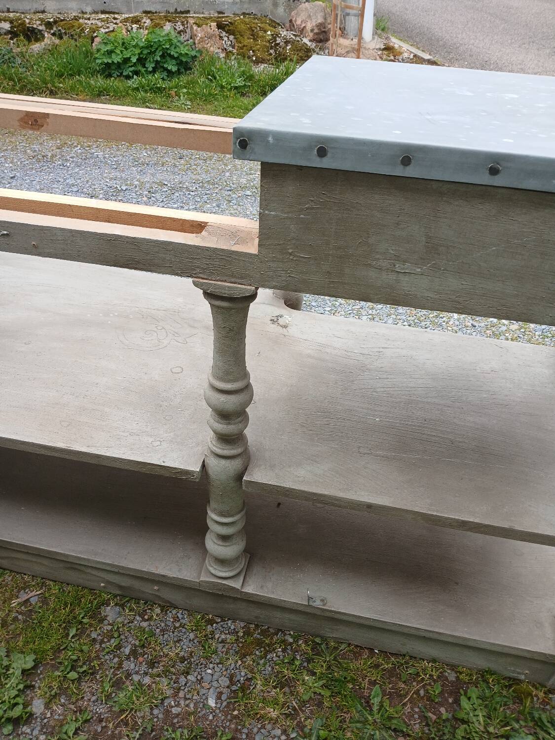 Grand meuble style drapier en bois et zinc