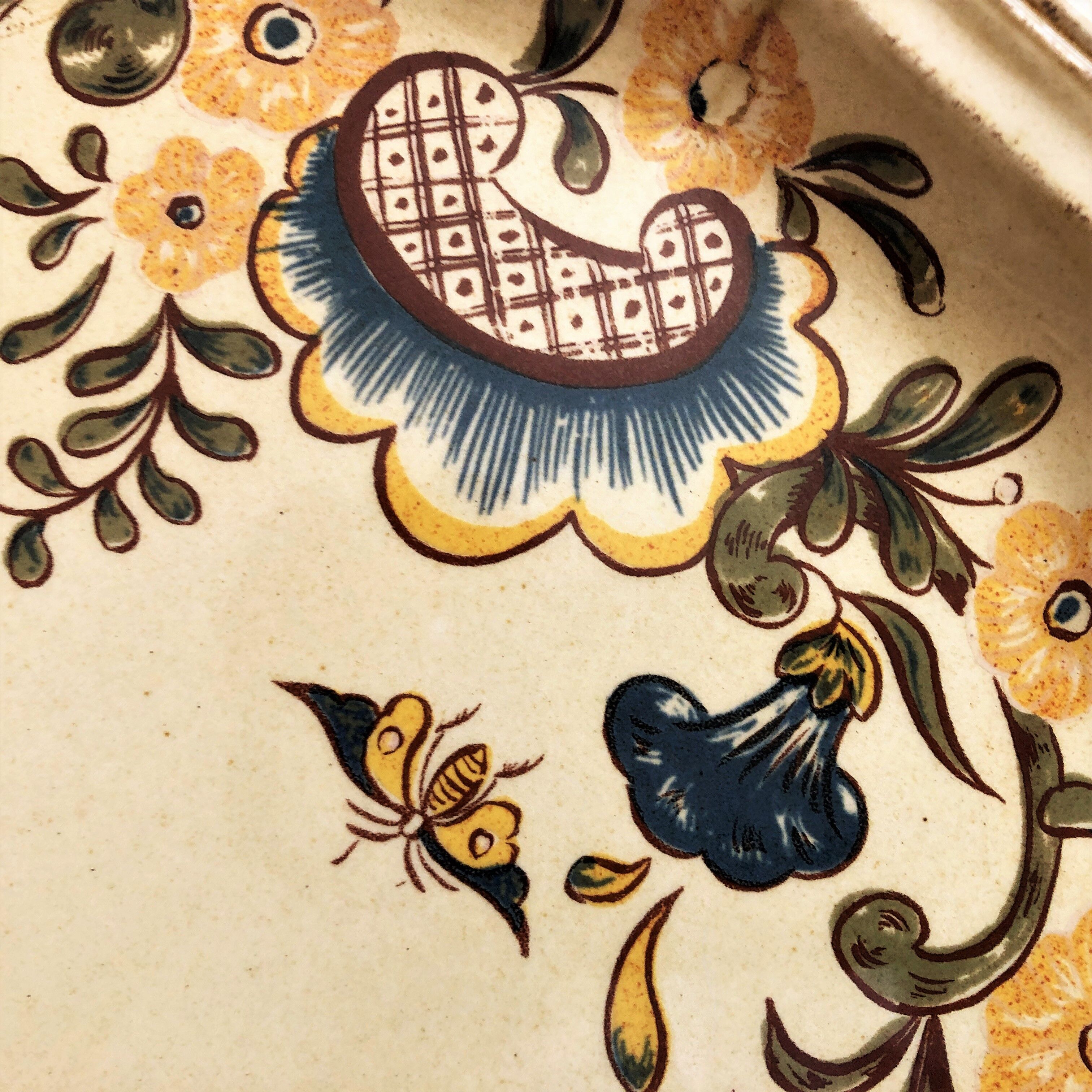 Assiette décorative faïence de Salins France décor d'Aligne