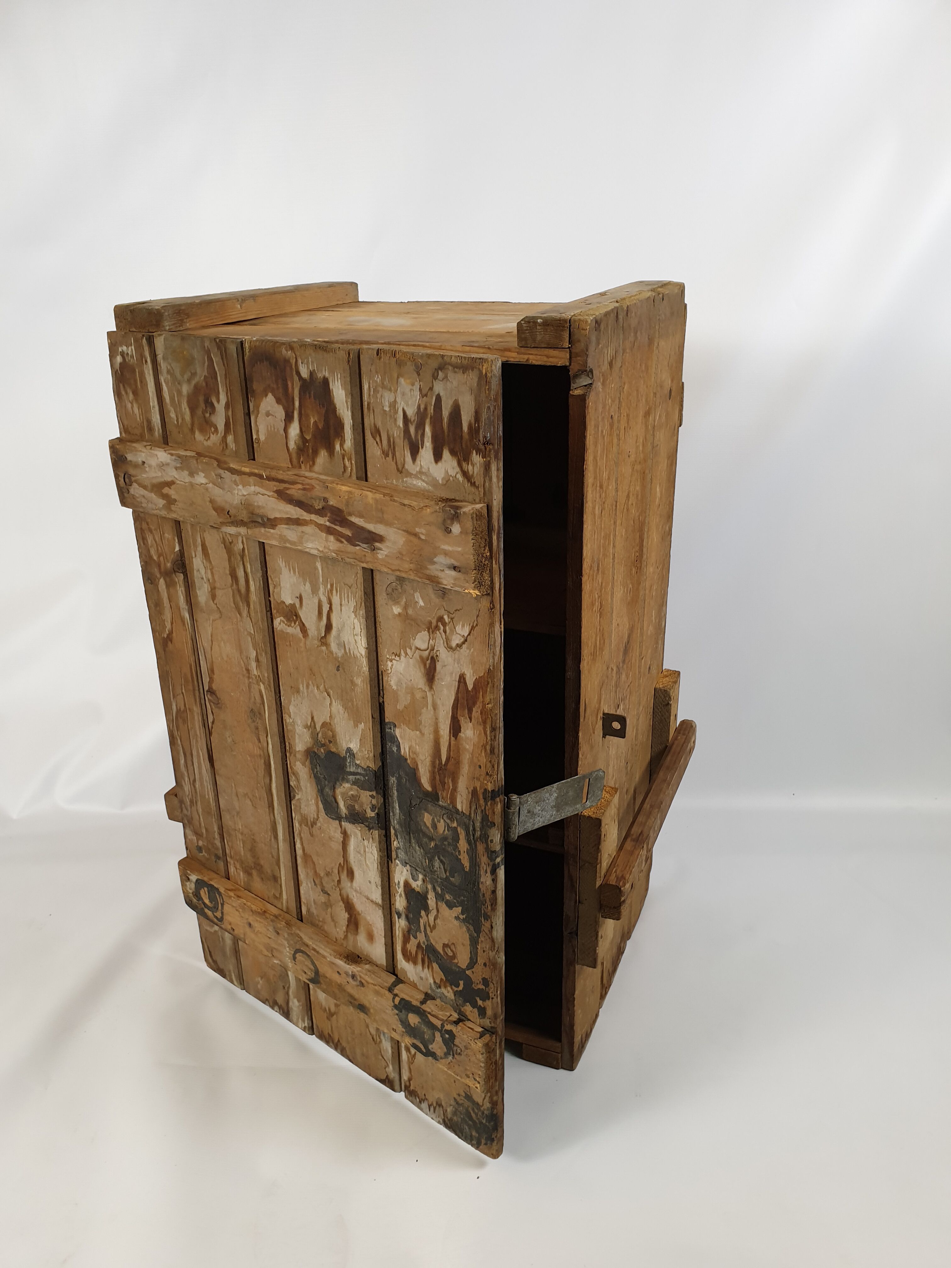 Caisse de transport en bois