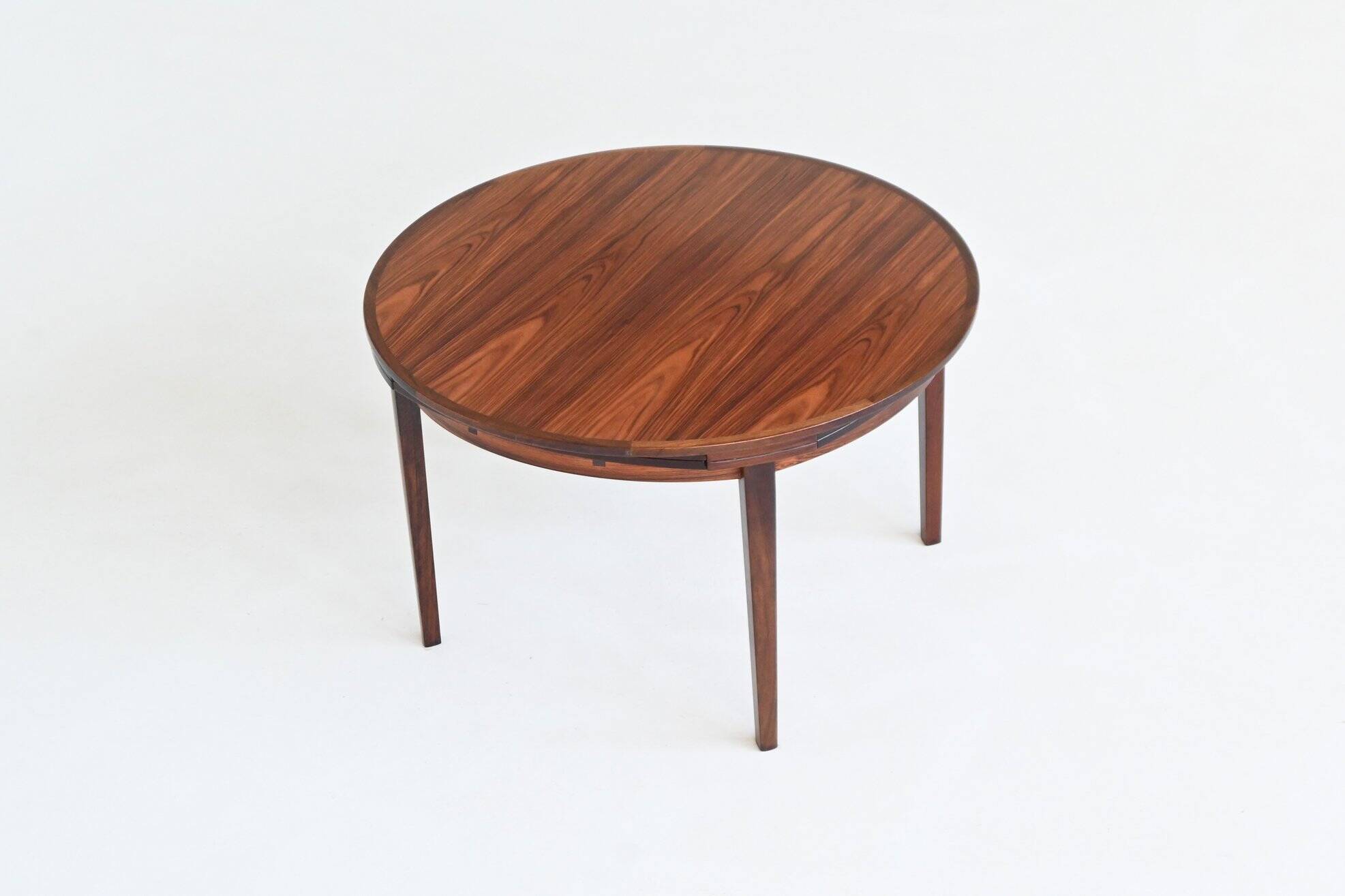 Dyrlund Lotus Flip Flap dining table in rosewood Denmark 1960