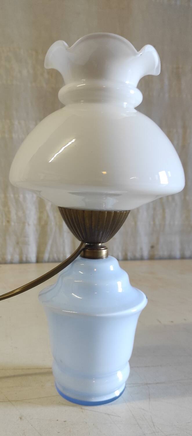 Table lamp in opaline - 1950s/60s
