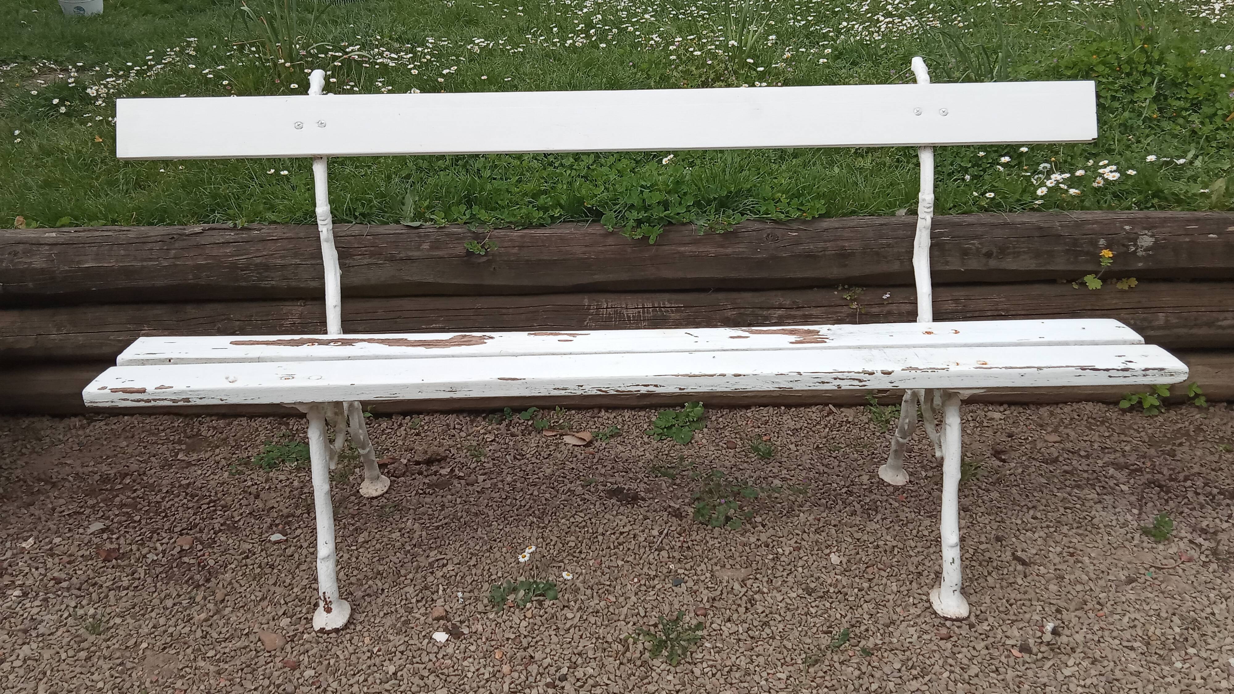Garden bench cast iron legs