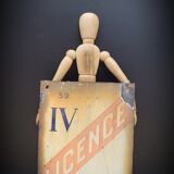 License IV enamelled plate