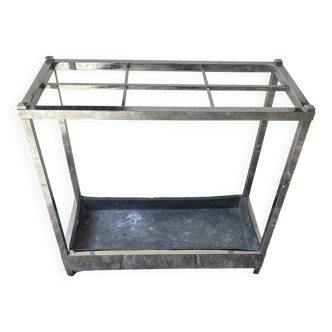 Chromed metal umbrella stand