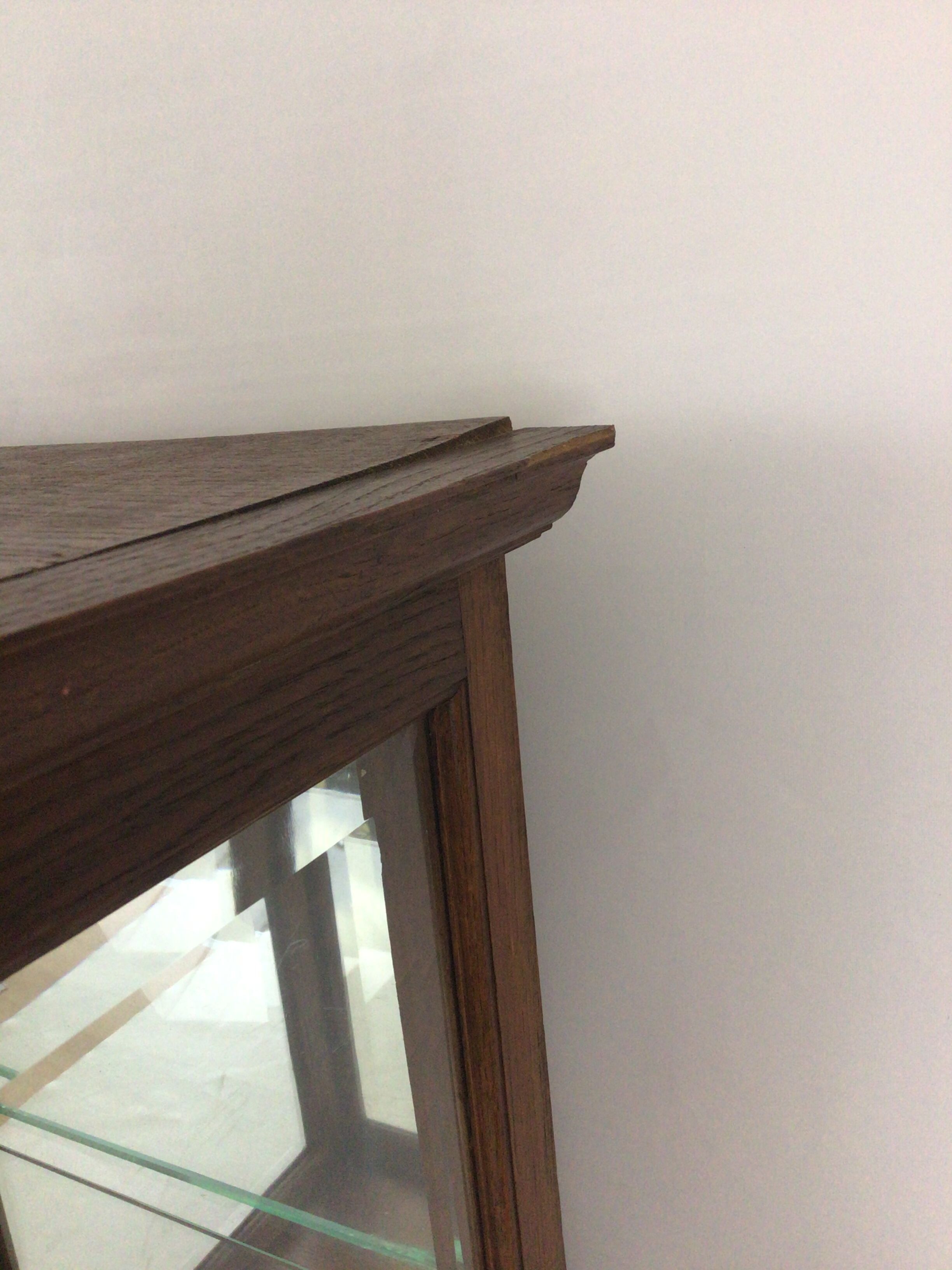 Vitrine à poser en chêne