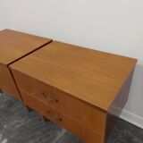 Paire de tables de chevet années 1970