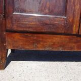 Armoire en noyer époque Louis Philippe