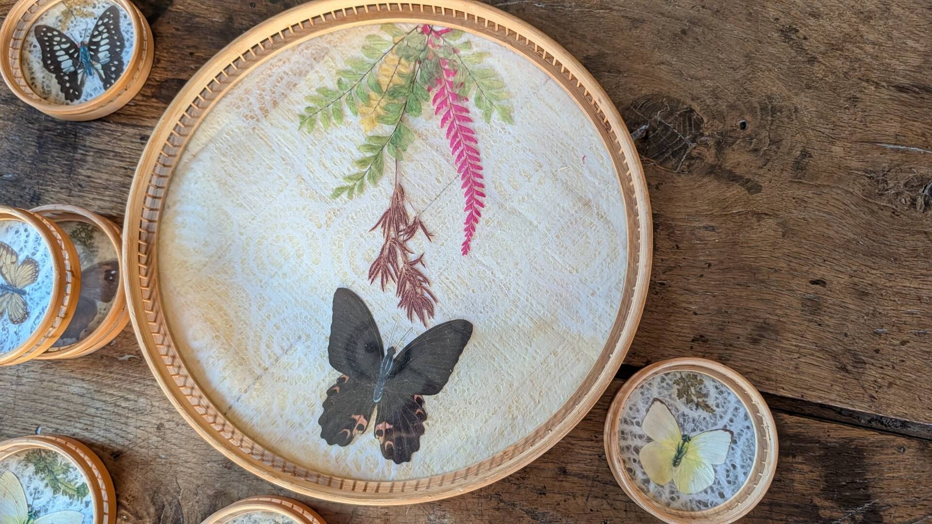 Vintage bamboo tray + 6 butterfly coasters from the 70s
