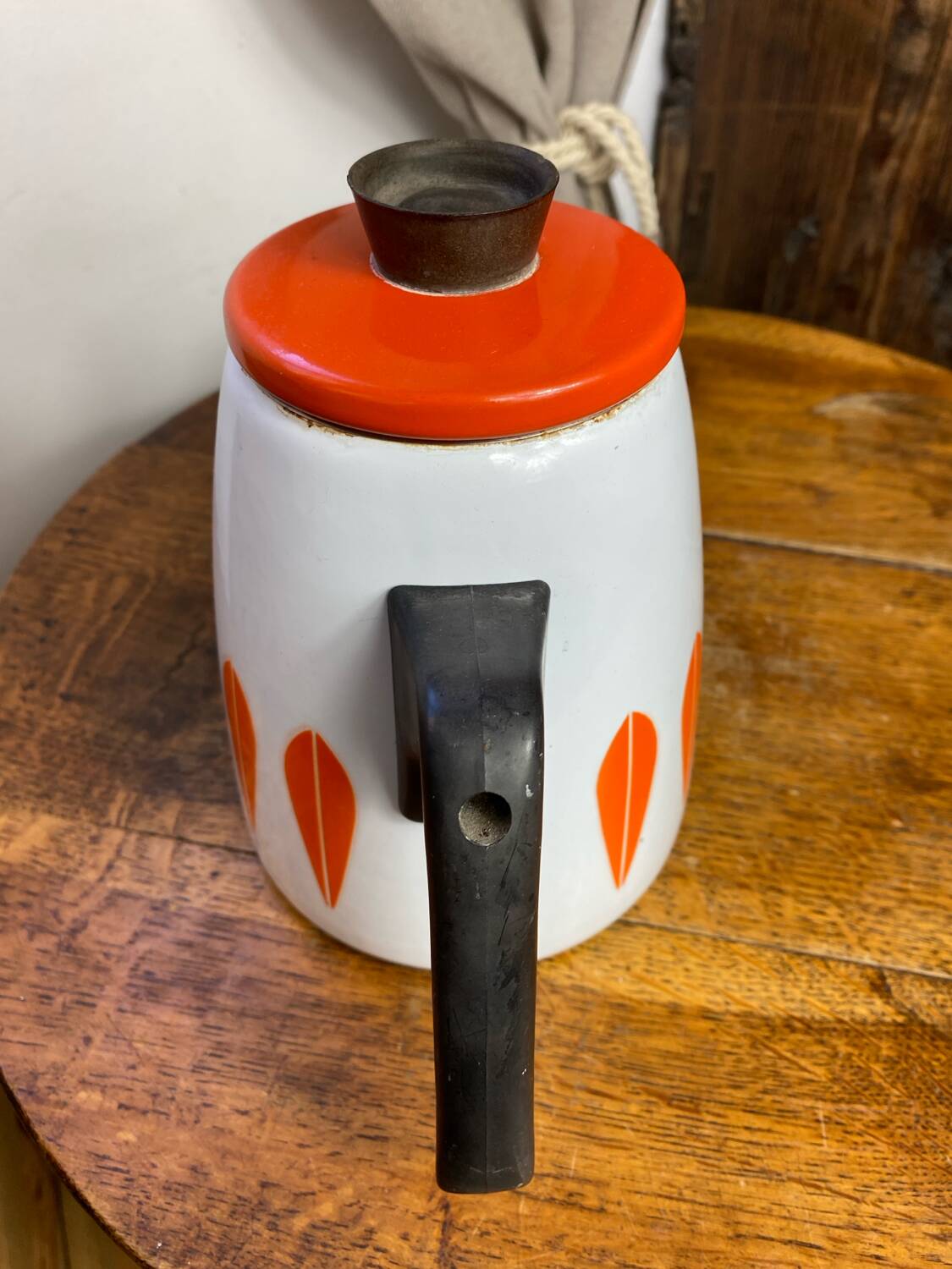 Scandinavian teapot Lotus Cathrineholm