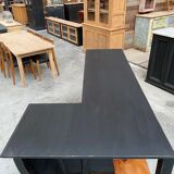 XXth middle corner counter