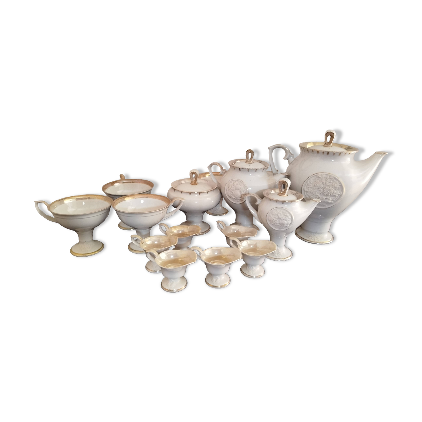 Luxury service of 16 pieces in pearlescent art porcelain - Signed DR PERLA, 1991