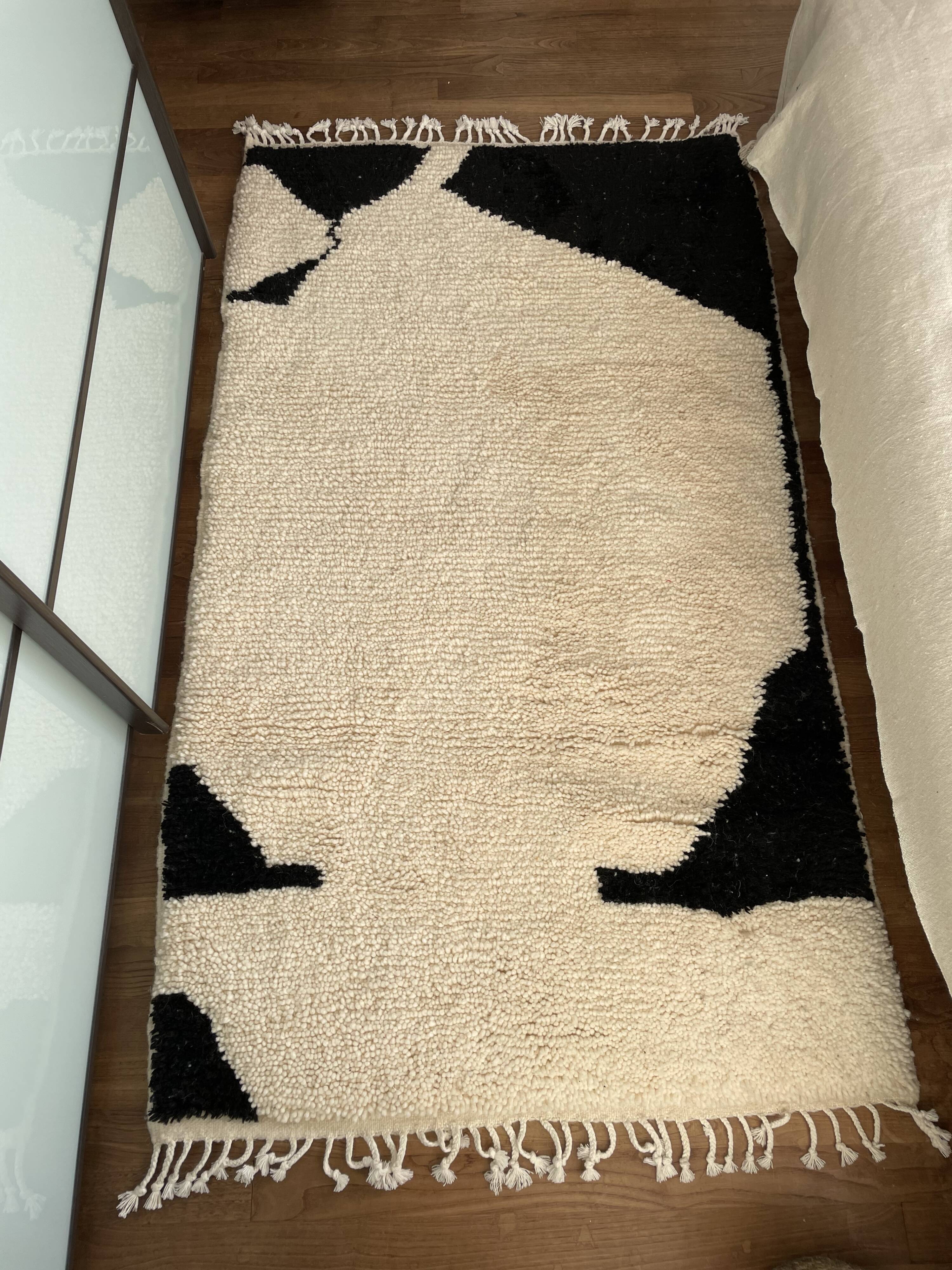 Berber carpet blessed Ouarain modern design bed descent  101x185cm