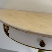 Console murale flottante avec tiroir, corps en laiton et plateau en marbre, années 1960, Italie