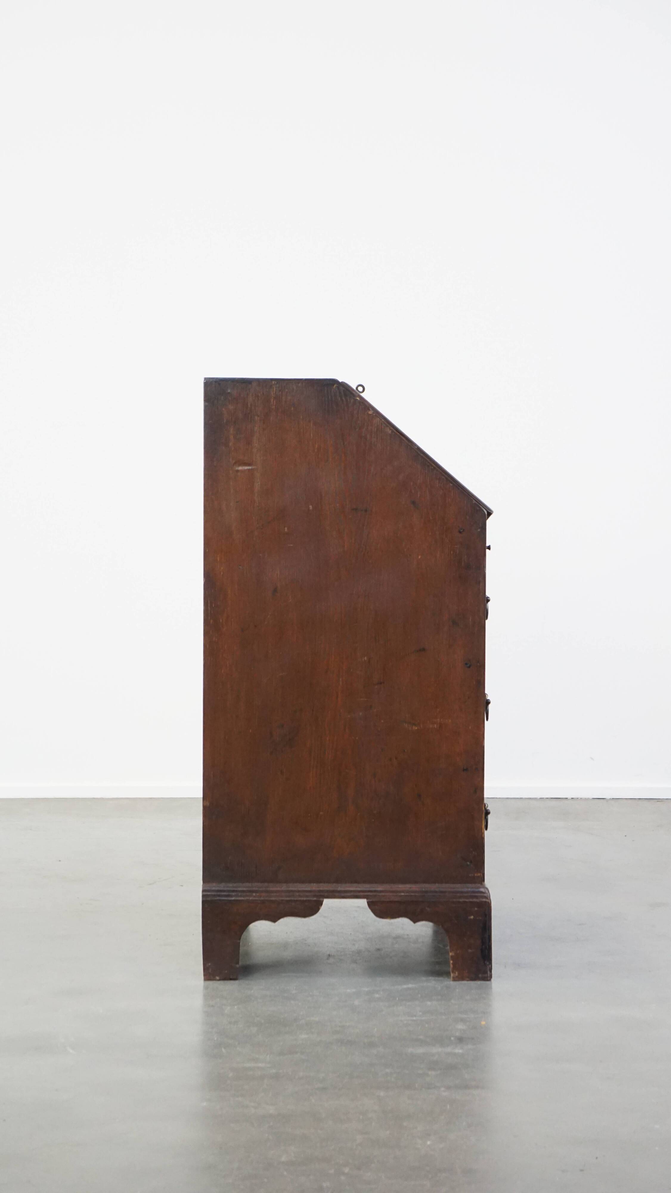 Antique subtle English secretaire from the early 19th century