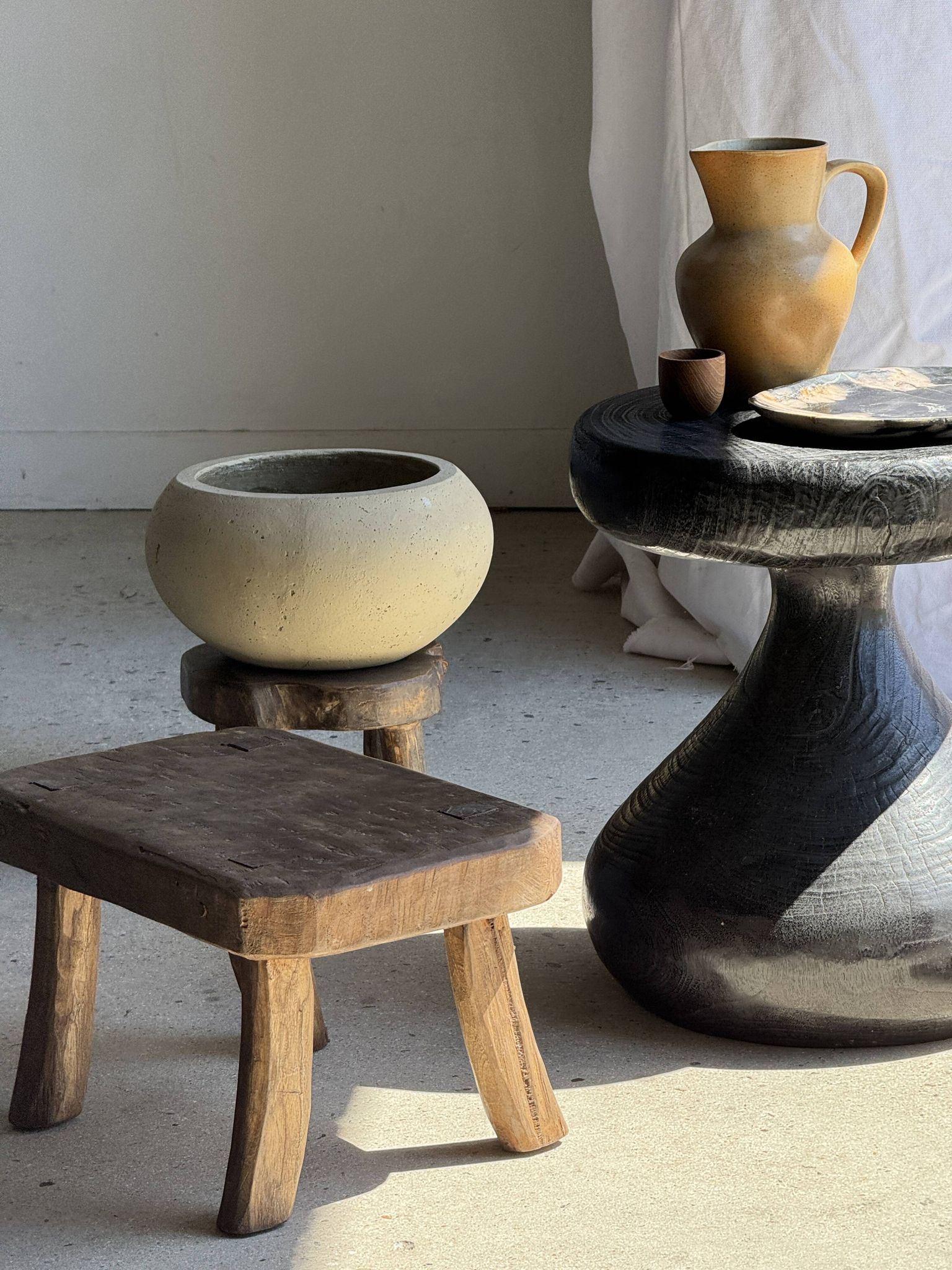Small stool, oval solid teak accent stool wabi-sabi H25 45x31.