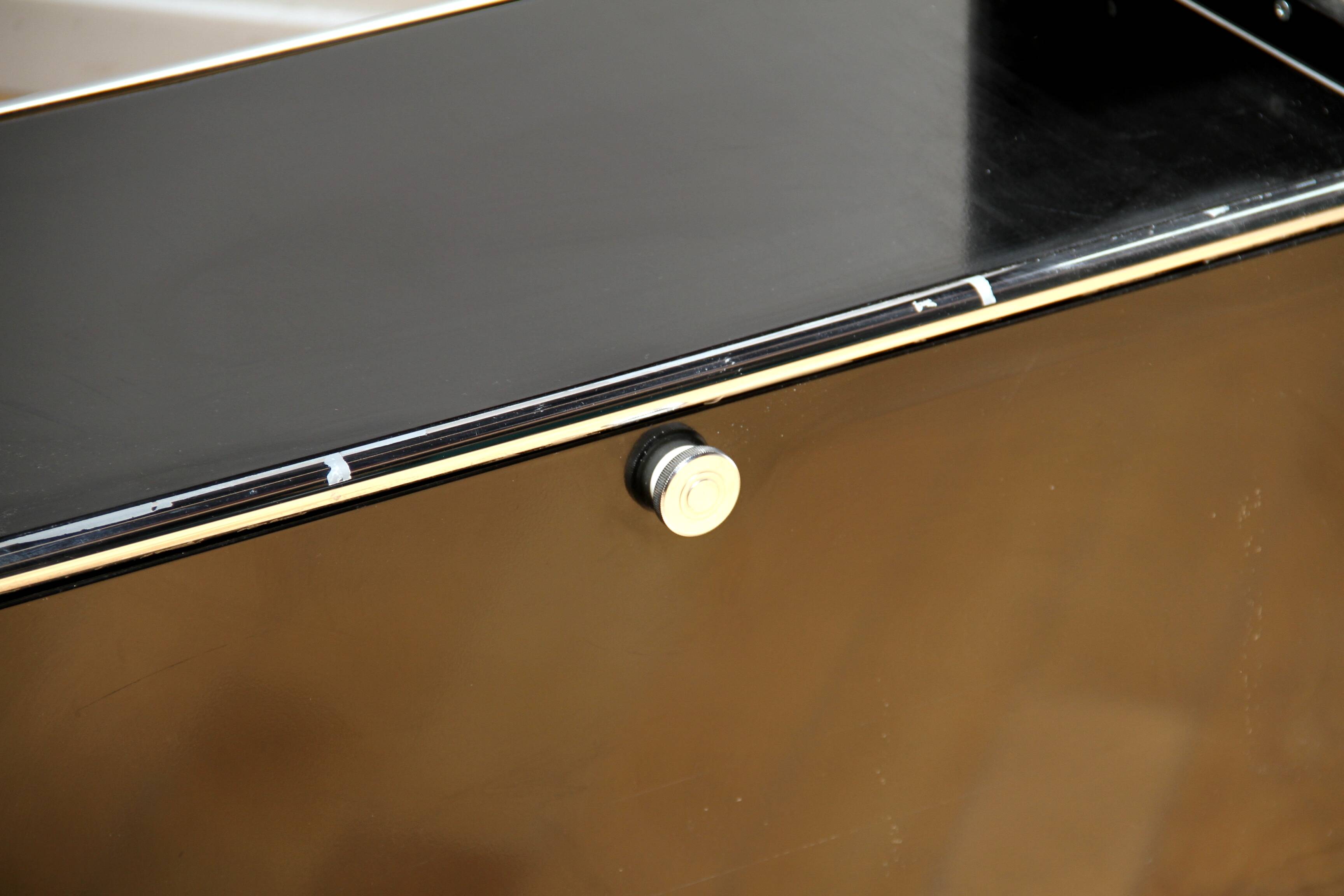 USM Haller storage unit