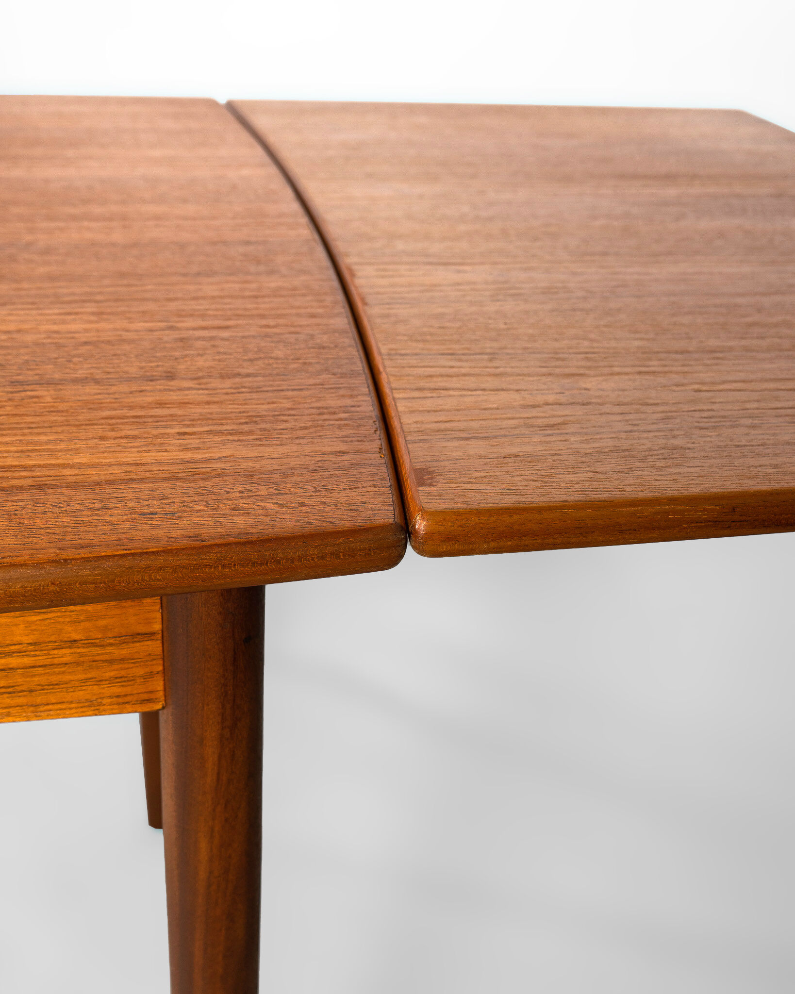 Mid Century Scandinavian Extendable Dining Table made of teak, Denmark, circa 1970
