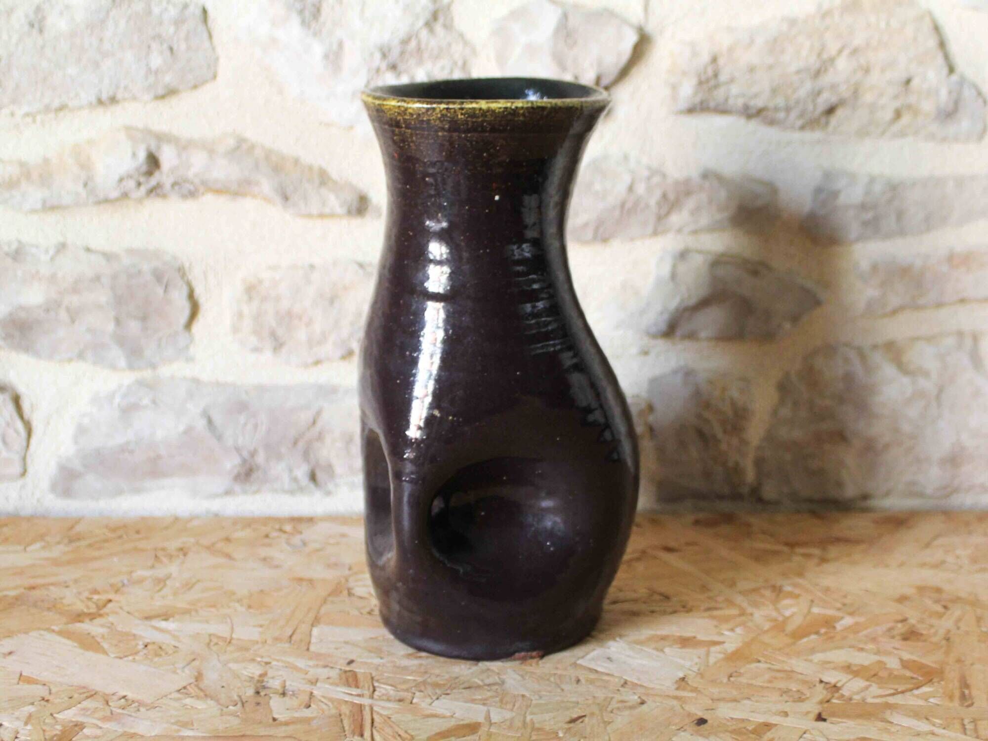 Ceramic vase - Potters of Accolay