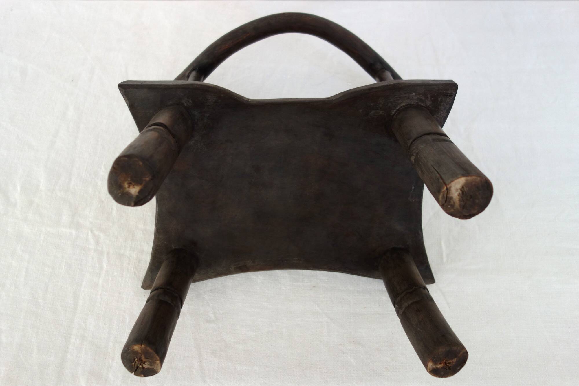 Ancienne chaise traditionnelle Dan, Côte d'Ivoire