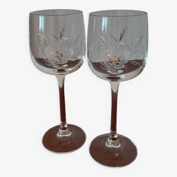 2 verres à vin en cristal