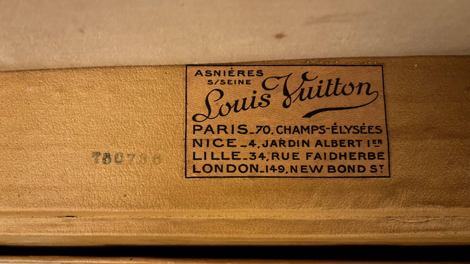 Old Louis Vuitton trunk – Family trunk – Monogram canvas