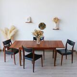 Rectangular dining table - Nils Jonsson for Troeds - Sweden - 1960