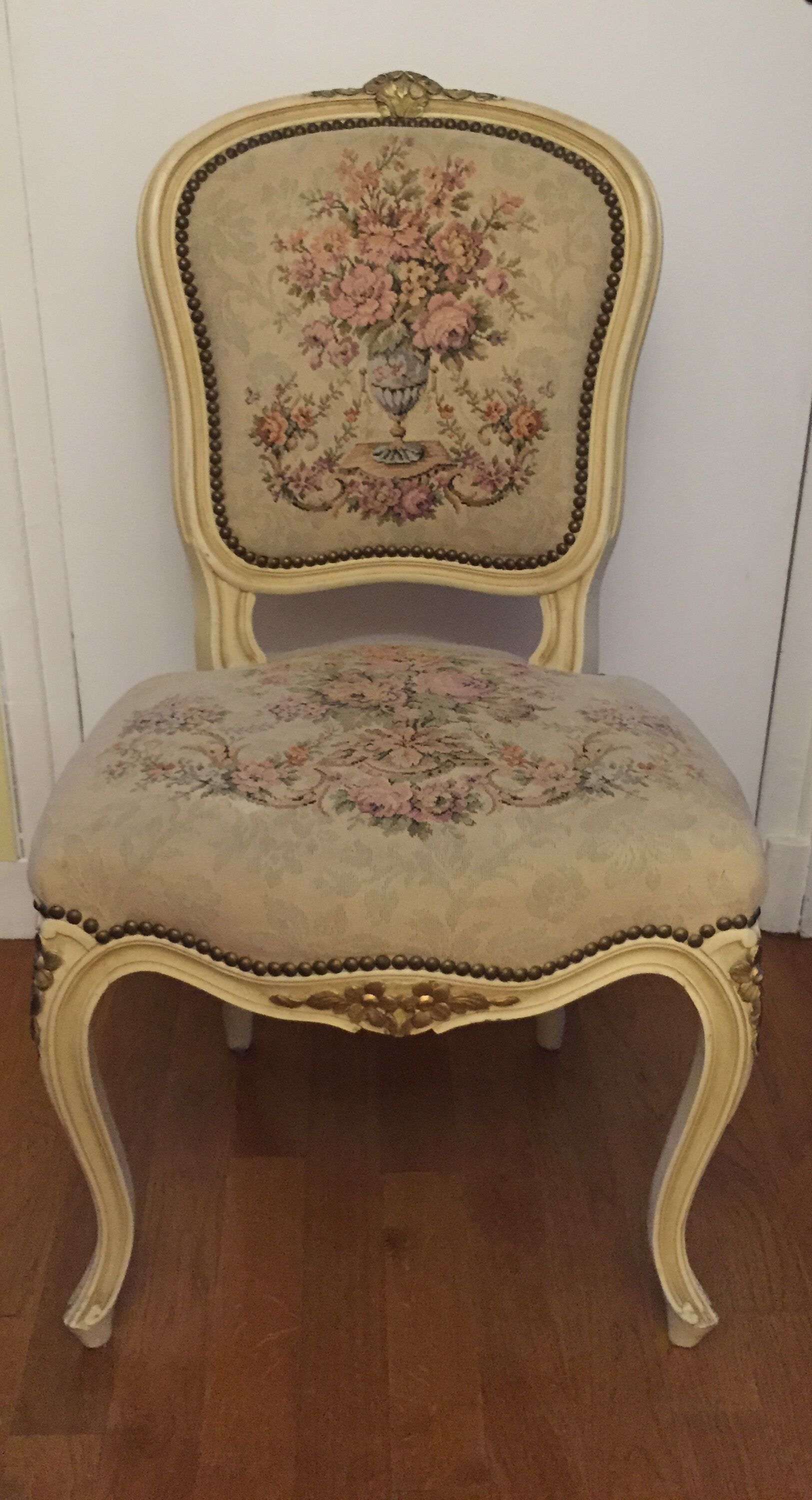 Louis XV chair