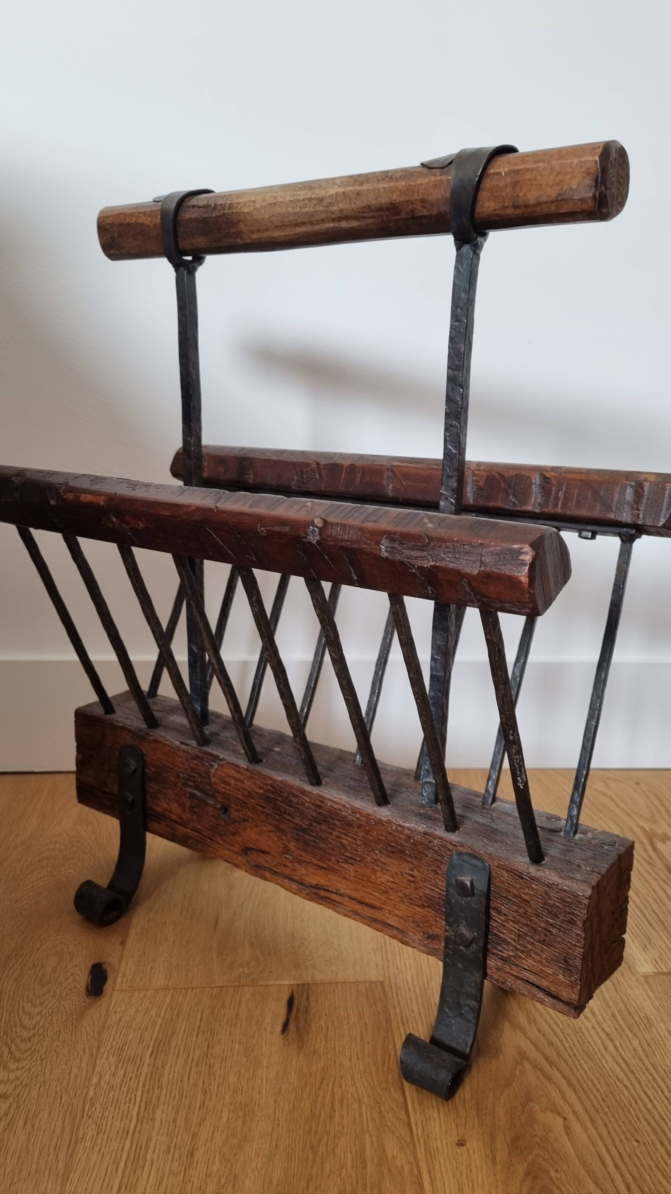 brutalist magazine rack