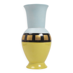 Vase en porcelaine -