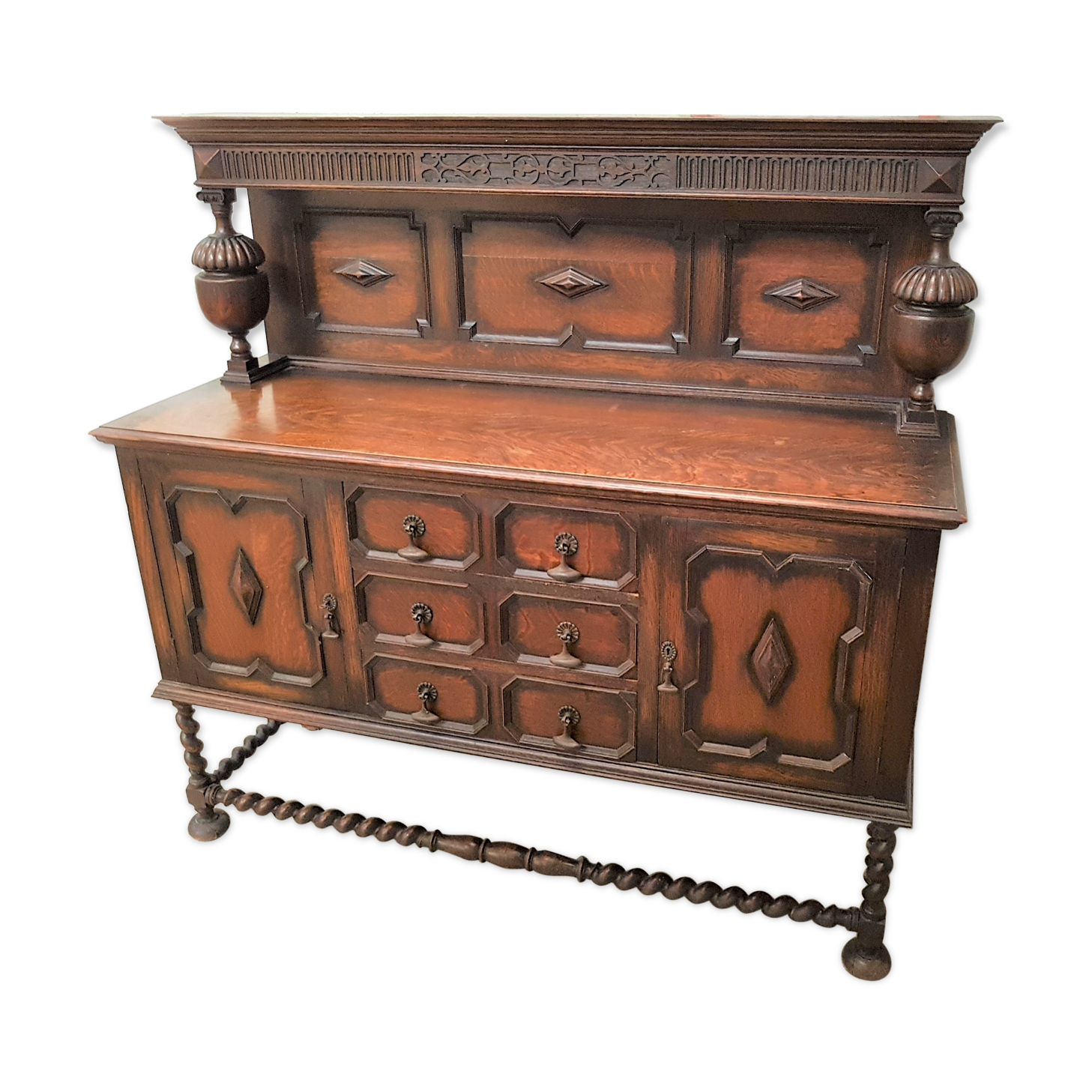 Buffet in oak