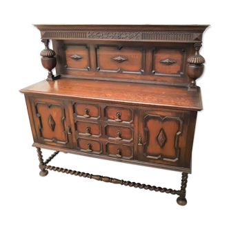 Buffet in oak