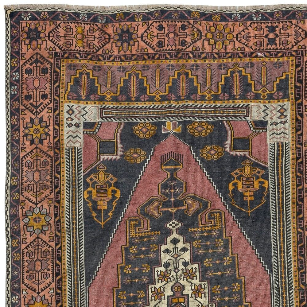 One-of-a-kind Vintage Oriental Rug, 100% Wool, Hand-knotted Turkish Carpet with Tribal Motifs
