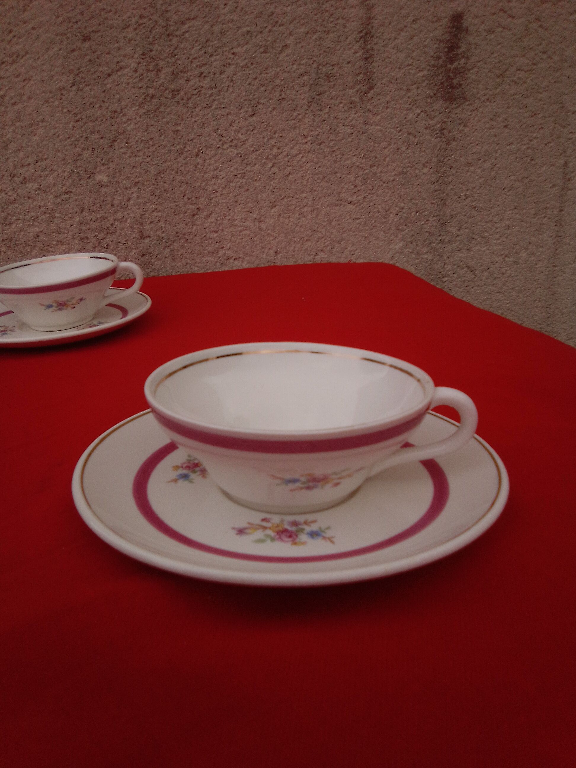 6 coffee cups with saucer in gien faience