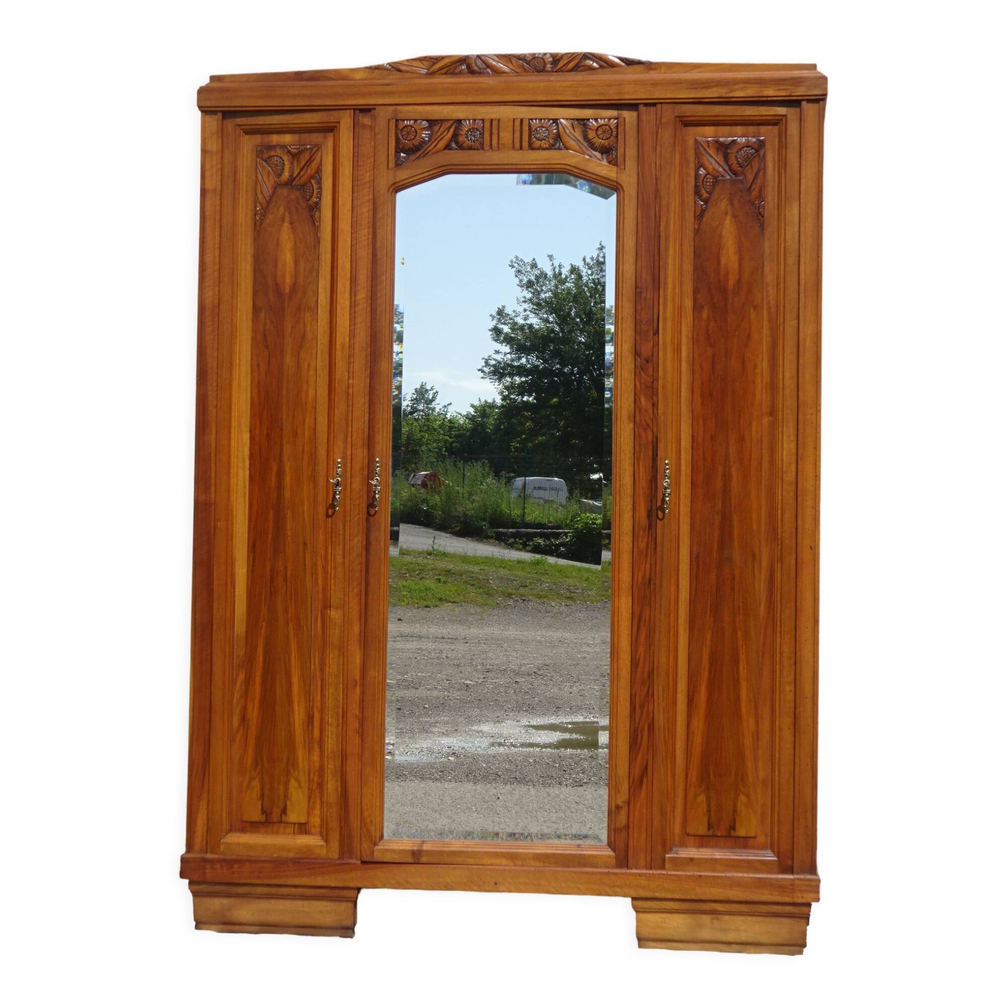 3-door walnut cabinet and walnut bramble