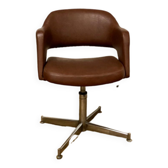 Conference chair