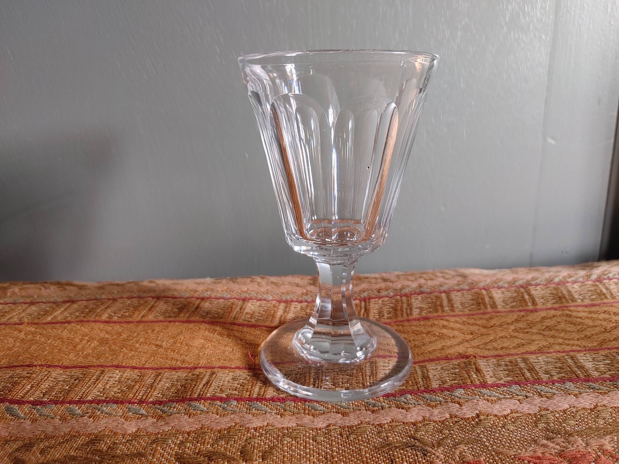 2 WINE GLASSES IN CUT BACCARAT CRYSTAL, 19TH CENTURY PERIOD CIRCA 1850 - 11.4CM
