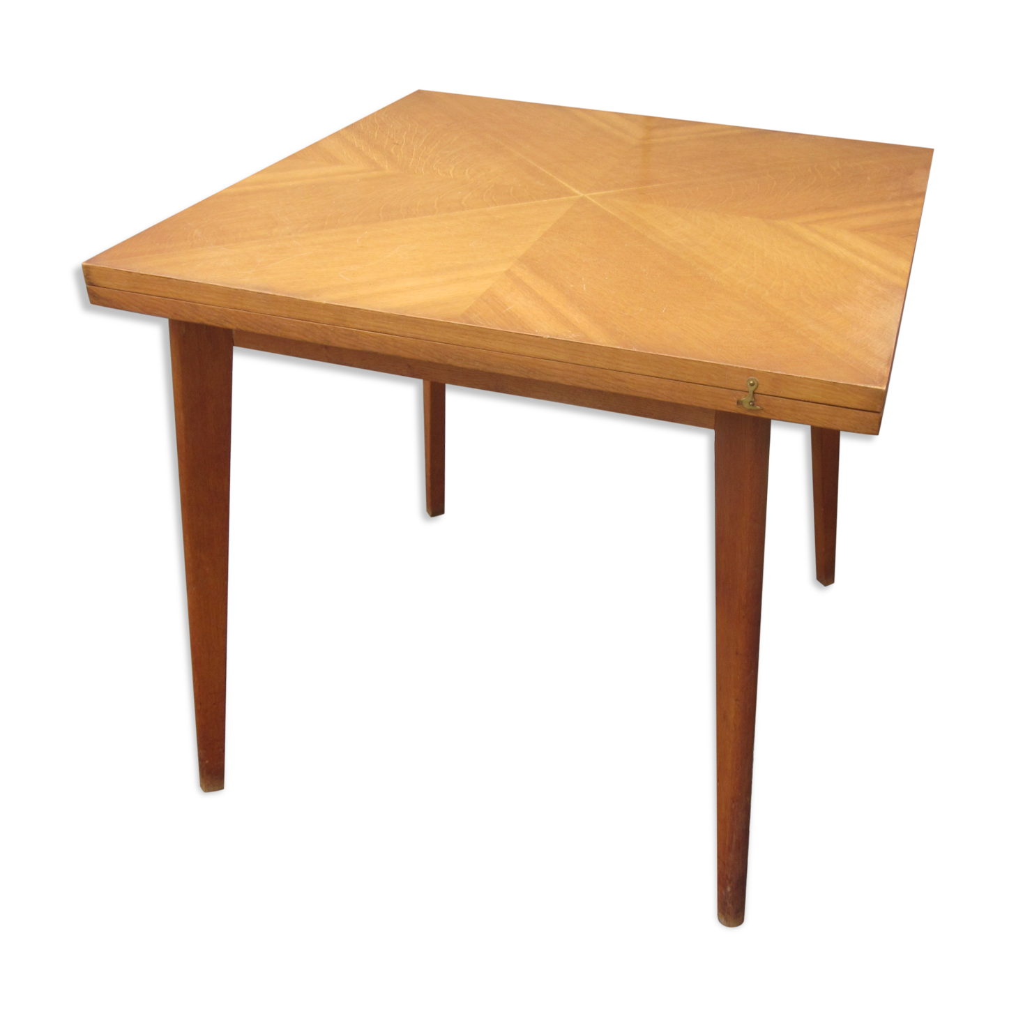 Game table of the 50s